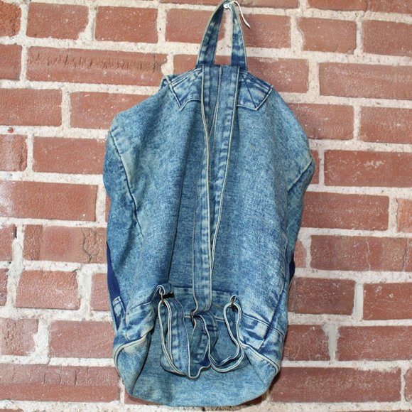 Vintage Backpack - Picture 2 of 3